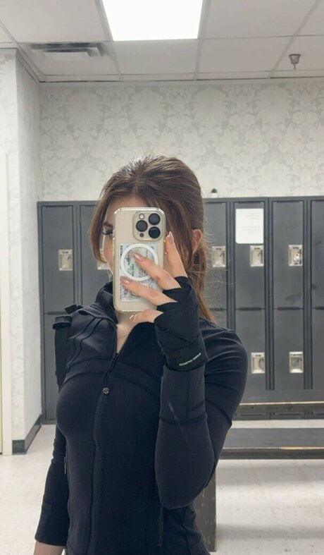 Giulia Bruno ホットモデル 画像