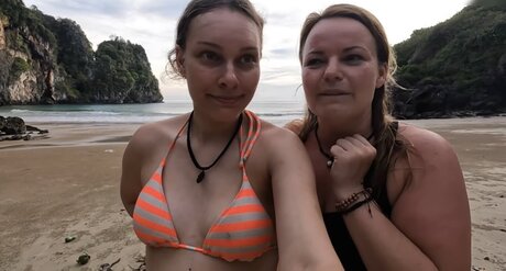 Sabrina Outdoor 素敵な女優 写真