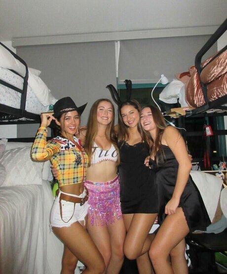 Tガールオンリーファン セクシーヌード アーカイブ