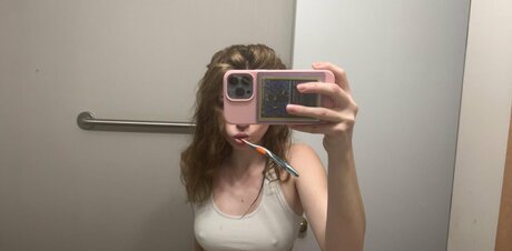 ランジェリーヌードオンリーファンズ HD 写真