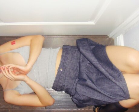 Kennedie Nguyen ヌードモデル 写真