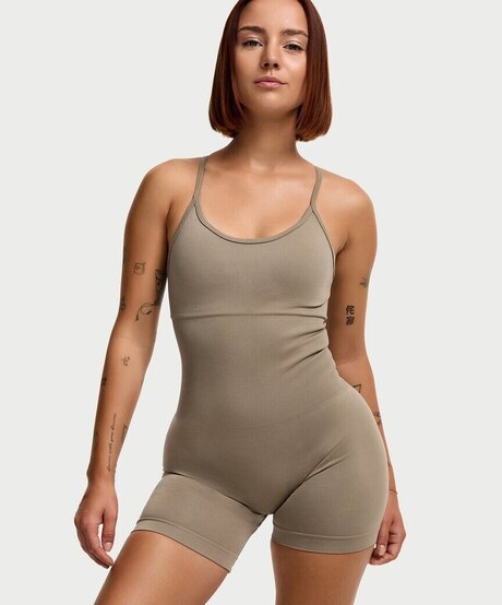 Hannaahcarolina ポルノモデル ギャラリー