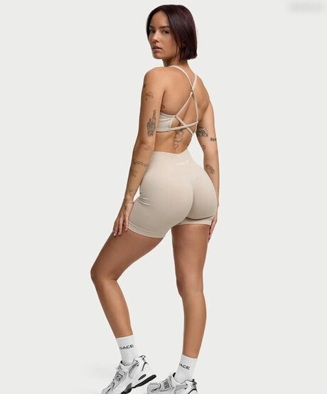 Hannaahcarolina 高品質女優 アーカイブ