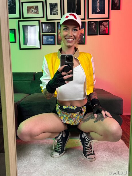 Lisa Luchs 独占モデル 写真