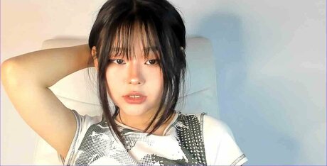 Hee young11 アダルトモデル 画像