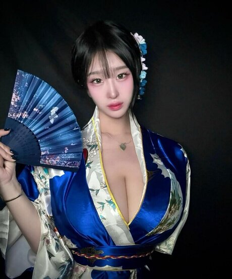 Dahee0326 Dh oh eb ポルノモデル 写真