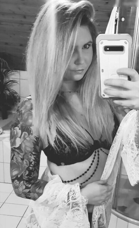 切断者オンリーファンズ ベスト 写真