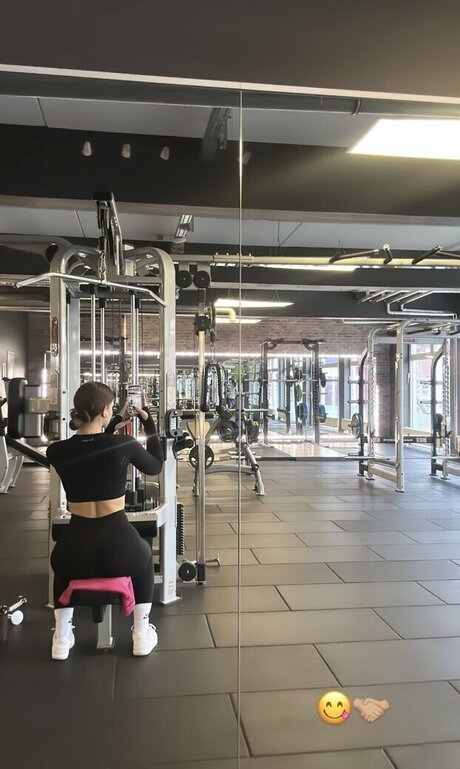 Chanel Silberberg アートスター ギャラリー