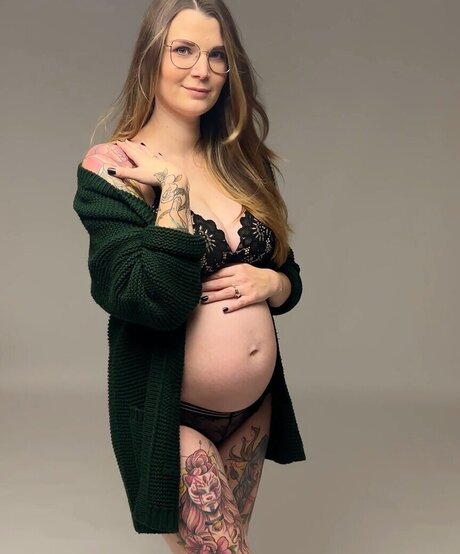 日本の熟女オンリーファンズ セクシーヌード 写真