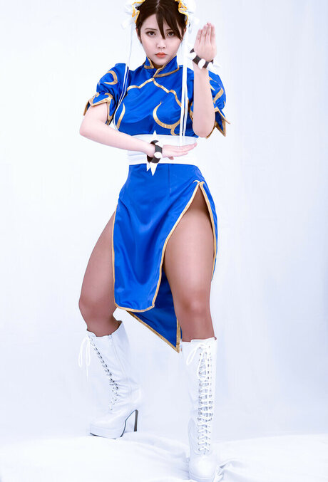 Chun Li Cosplay 女優 画像