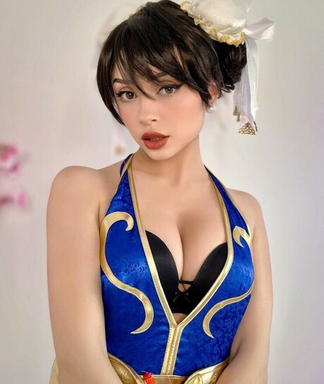 Chun Li Cosplay ポルノモデル 写真