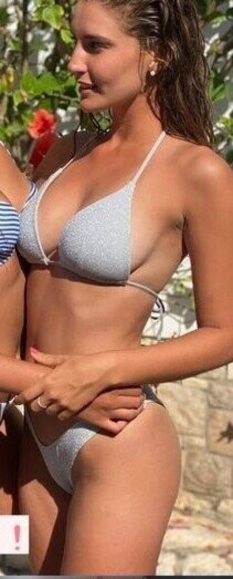 Susanna Giovanardi 完璧なスター アーカイブ