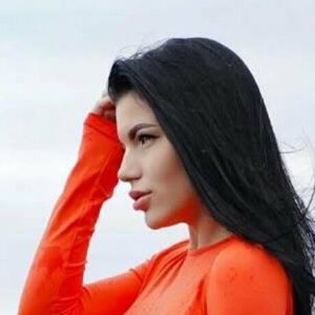 hanna nishanova xxxスター 写真