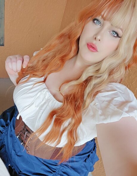 AkiFae 高品質モデル 写真