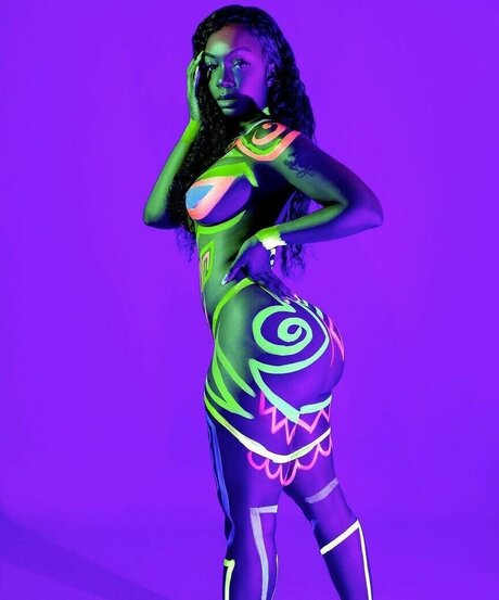 bighomietyni 素敵なスター 写真