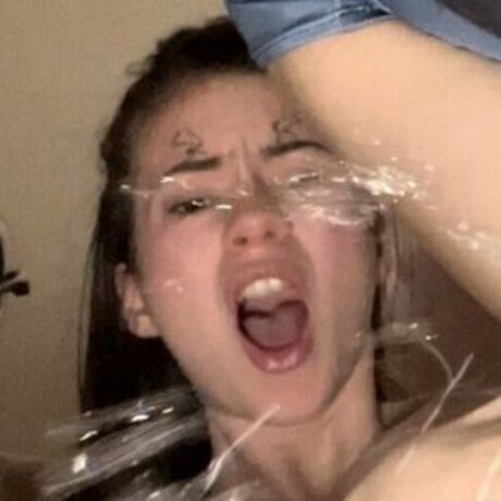 大学のアジア人オンリーファンズ アートポルノ 写真