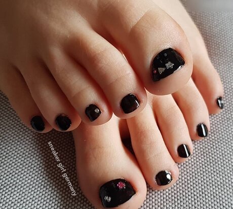 Emma Elba ポルノスター エロティック 写真