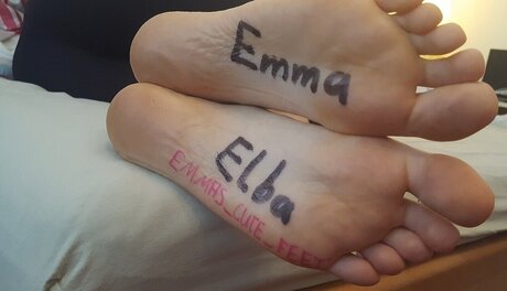 巨乳タトゥーオンリーファンズ 裸 写真