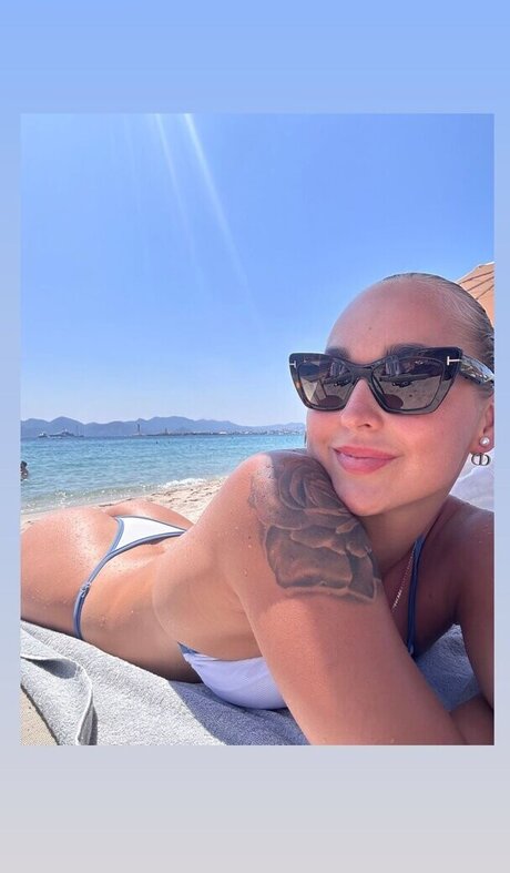 Anna Egorova セックススター 写真