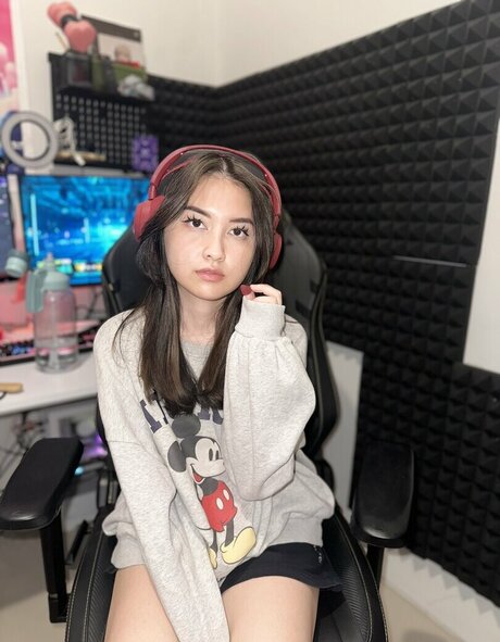 Swansage アダルトスター 写真