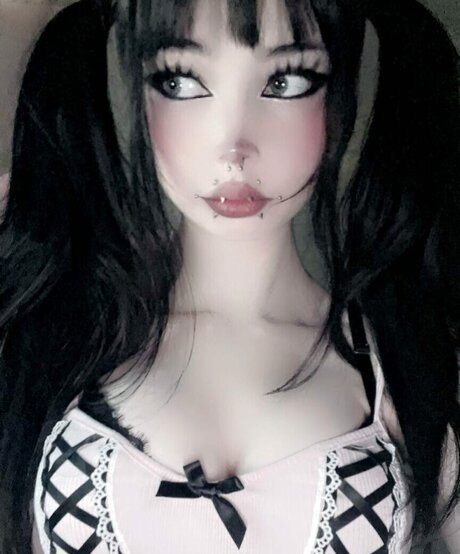 BBWソロオンリーファンズ 無料ヌード 画像