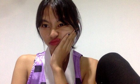 ミラーセルフィーオンリーファンズ ホットポルノ 写真