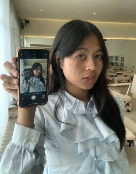 セクシーなブルネットのオンリーファンズ セクシー ギャラリー