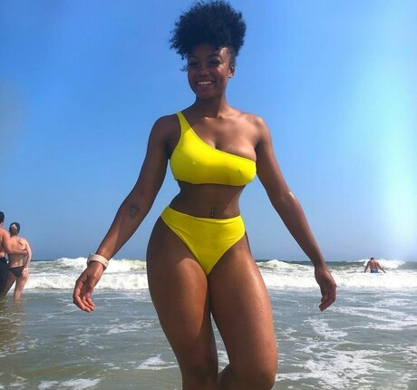 オンリーファンズの動画 可愛い 画像