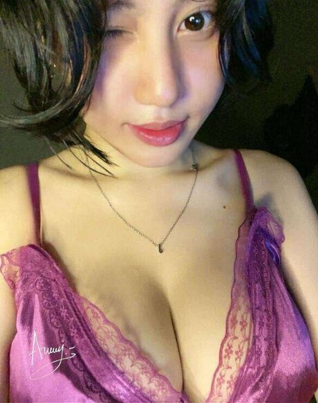 オイルを塗った巨乳オンリーファンズ 可愛い アーカイブ