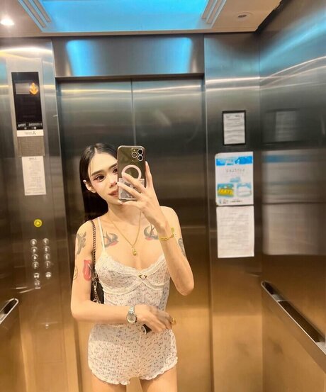 Natthrika 最高のモデル ギャラリー