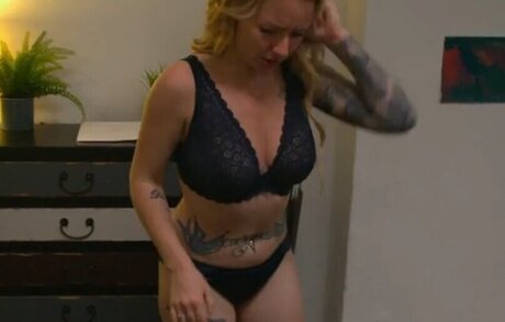 Denise Schwitalle ポルノスター 独占 画像