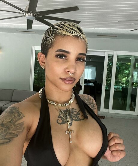 Jay Torres アダルトモデル アーカイブ