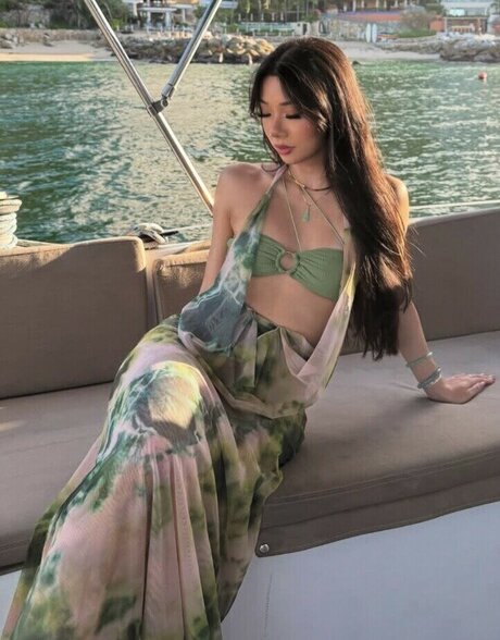 Eden Luong ホットなスター ギャラリー