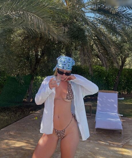 大学のアジア人オンリーファンズ ポルノ 写真