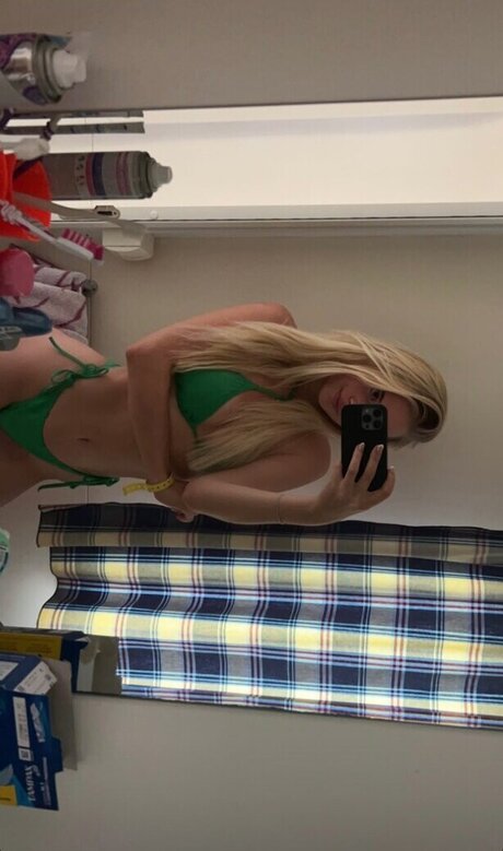 熟女の手コキオンリーファンズ セックス 写真