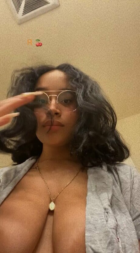 バスルームファックオンリーファンズ ホットヌード 写真