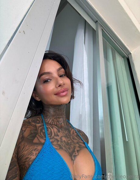 Cleo Petra 美しいモデル アーカイブ