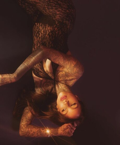 Cleo Petra ポルノスター 可愛い 画像