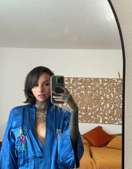 Cleo Petra セックスポルノスター 画像