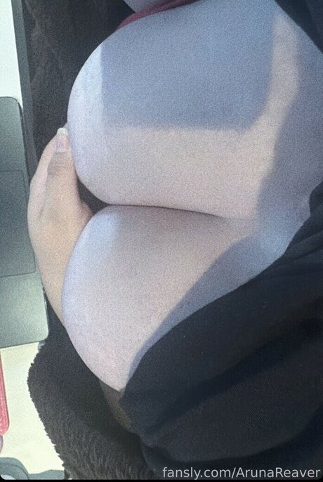 Aruna Reaver スター 裸 写真