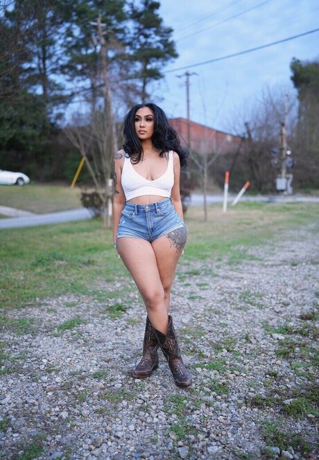 濃厚なヌードオンリーファンズ エロ 写真