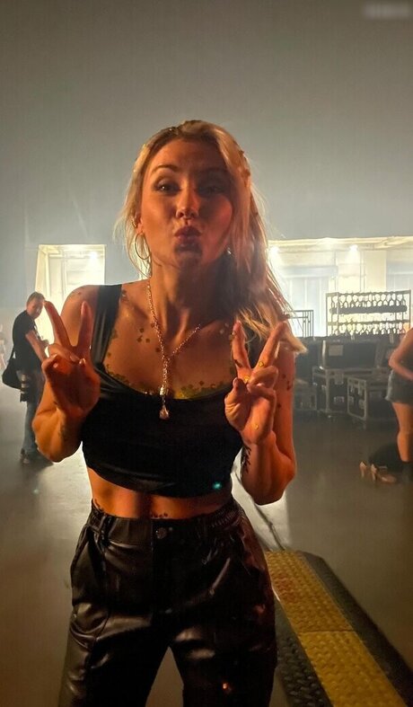 Anna Carina Woitschack HDポルノスター アーカイブ