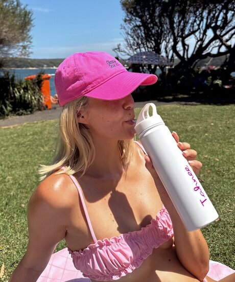 巨乳カップルオンリーファンズ 裸 ギャラリー