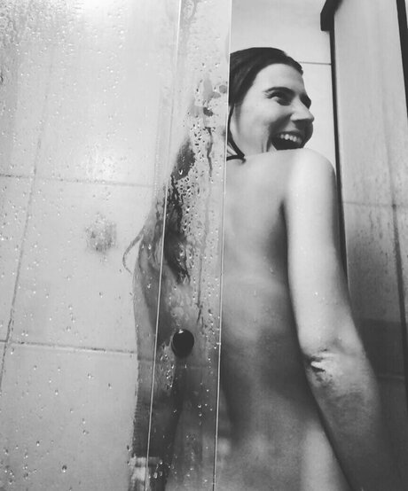 金髪オナニーオンリーファンズ 無料エロ アーカイブ