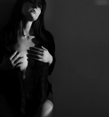 s sses rot ポルノスター 画像