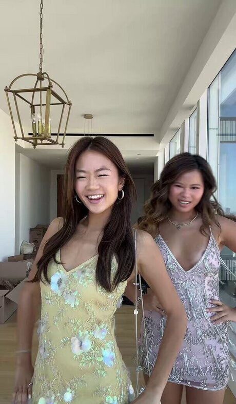 Katie Fang ポルノスター エロティック 写真