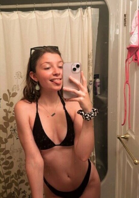 トランス熟女オンリーファンズ 美しい 画像