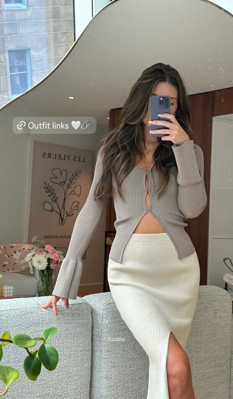 Carla Bezanson ヌードのポルノスター アーカイブ