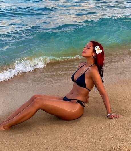 熟女オナニーオンリーファンズ 無料セクシー 写真