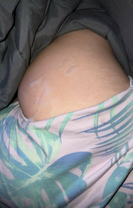 Adalyn Marsh アダルト女優 写真